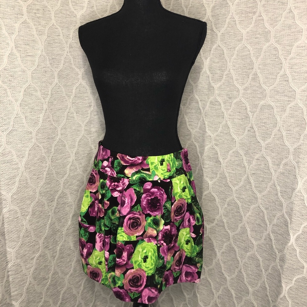 Sele Floral Mini Skirt Black Green Purple Size 9/10